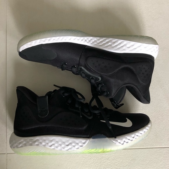 Nike KD Trey 5 VII Black, Like New, Sz 8, Near Perfect Condition - Picture 4 of 13
